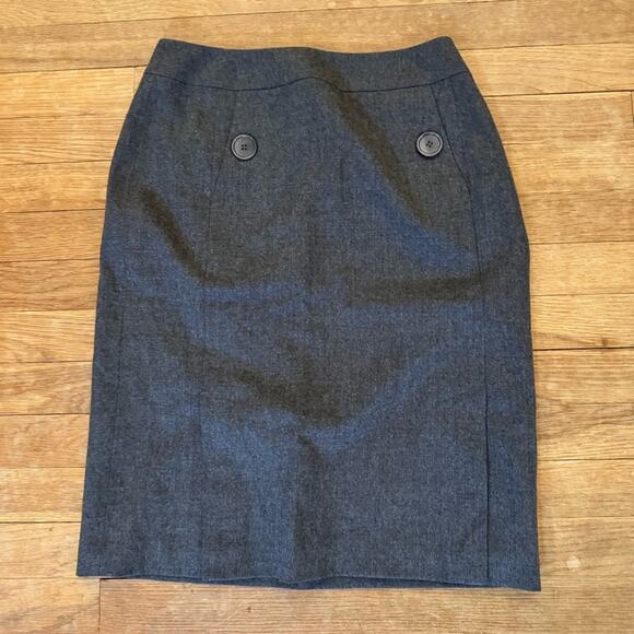 Talbots wool grey midi pencil skirt size 4
b20 - Picture 1 of 4